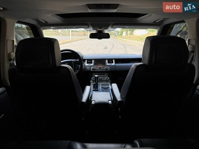 Сірий Ленд Ровер Range Rover Sport, об'ємом двигуна 5 л та пробігом 211 тис. км за 12800 $, фото 32 на Automoto.ua