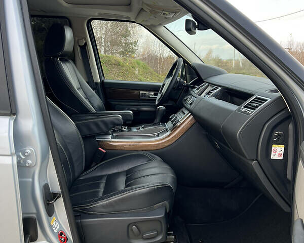 Сірий Ленд Ровер Range Rover Sport, об'ємом двигуна 3 л та пробігом 186 тис. км за 20000 $, фото 33 на Automoto.ua