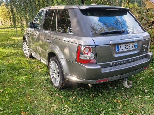 Ленд Ровер Рендж Ровер Спорт 2010 в Киеве на Automoto.ua Серый Ленд Ровер Рендж Ровер Спорт, объемом двигателя 3 л и пробегом 300 тыс. км за 4312 $, фото 2 на Automoto.ua
