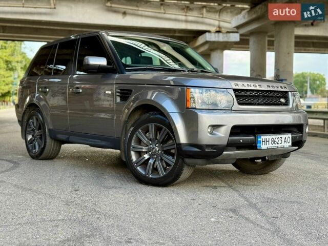 Сірий Ленд Ровер Range Rover Sport, об'ємом двигуна 5 л та пробігом 211 тис. км за 12800 $, фото 2 на Automoto.ua