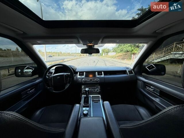 Сірий Ленд Ровер Range Rover Sport, об'ємом двигуна 5 л та пробігом 211 тис. км за 12800 $, фото 31 на Automoto.ua