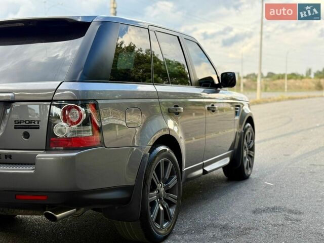Сірий Ленд Ровер Range Rover Sport, об'ємом двигуна 5 л та пробігом 211 тис. км за 12800 $, фото 5 на Automoto.ua