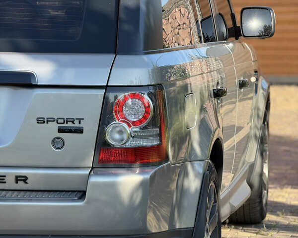 Сірий Ленд Ровер Range Rover Sport, об'ємом двигуна 3.63 л та пробігом 255 тис. км за 15000 $, фото 11 на Automoto.ua