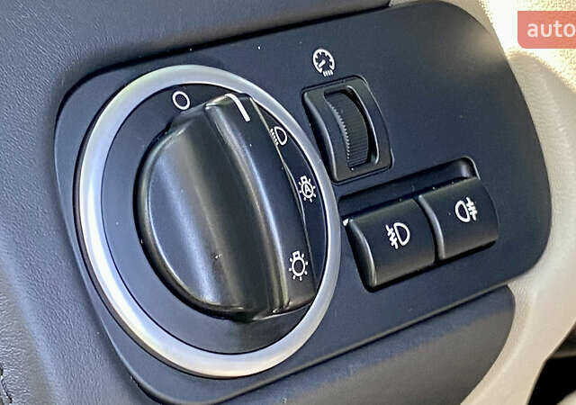 Серый Ленд Ровер Рендж Ровер Спорт, объемом двигателя 5 л и пробегом 125 тыс. км за 15900 $, фото 11 на Automoto.ua