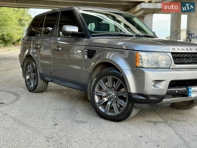 Сірий Ленд Ровер Range Rover Sport, об'ємом двигуна 5 л та пробігом 211 тис. км за 12800 $, фото 1 на Automoto.ua