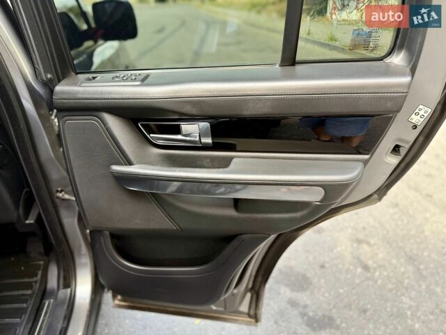 Сірий Ленд Ровер Range Rover Sport, об'ємом двигуна 5 л та пробігом 211 тис. км за 12800 $, фото 23 на Automoto.ua