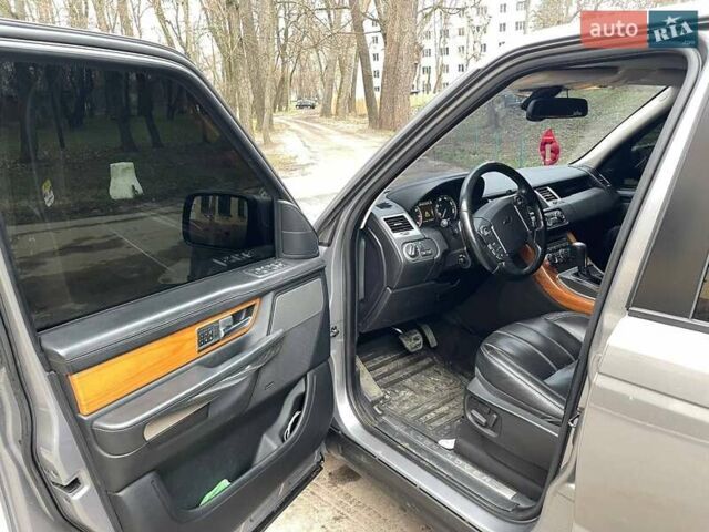 Серый Ленд Ровер Рендж Ровер Спорт, объемом двигателя 5 л и пробегом 227 тыс. км за 12999 $, фото 7 на Automoto.ua