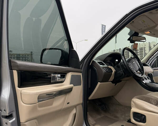 Серый Ленд Ровер Рендж Ровер Спорт, объемом двигателя 5 л и пробегом 160 тыс. км за 15999 $, фото 12 на Automoto.ua