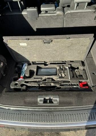 Сірий Ленд Ровер Range Rover Sport, об'ємом двигуна 5 л та пробігом 230 тис. км за 13999 $, фото 10 на Automoto.ua