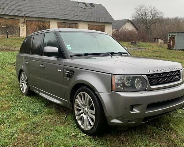 Серый Ленд Ровер Рендж Ровер Спорт, объемом двигателя 3 л и пробегом 300 тыс. км за 3473 $, фото 1 на Automoto.ua