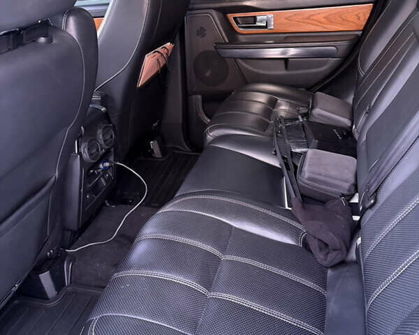 Серый Ленд Ровер Рендж Ровер Спорт, объемом двигателя 5 л и пробегом 228 тыс. км за 12999 $, фото 12 на Automoto.ua