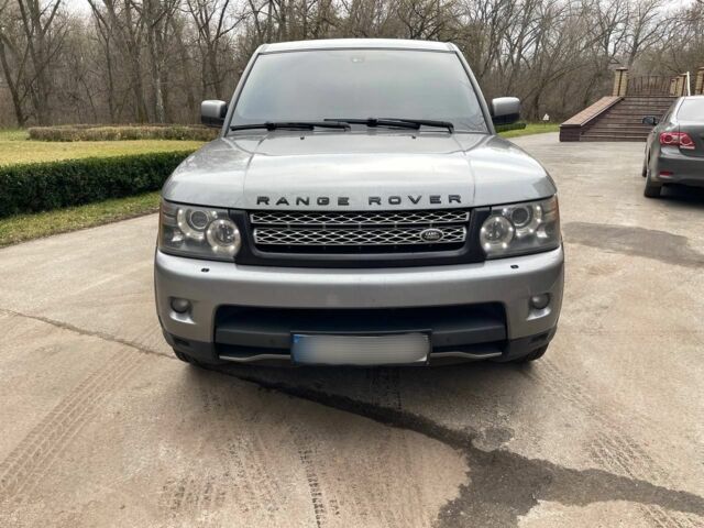Сірий Ленд Ровер Range Rover Sport, об'ємом двигуна 5 л та пробігом 227 тис. км за 13500 $, фото 4 на Automoto.ua