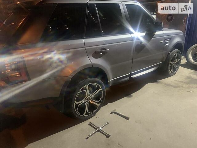 Сірий Ленд Ровер Range Rover Sport, об'ємом двигуна 3 л та пробігом 212 тис. км за 15300 $, фото 12 на Automoto.ua