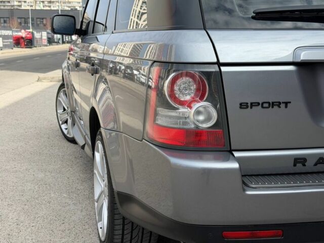 Серый Ленд Ровер Рендж Ровер Спорт, объемом двигателя 5 л и пробегом 231 тыс. км за 13000 $, фото 17 на Automoto.ua