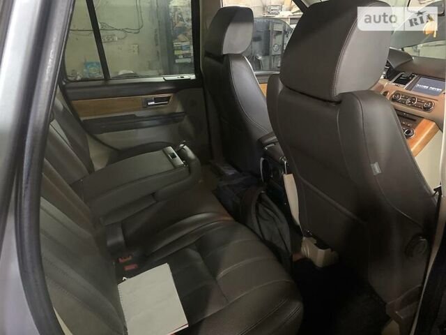 Сірий Ленд Ровер Range Rover Sport, об'ємом двигуна 3 л та пробігом 212 тис. км за 15300 $, фото 7 на Automoto.ua