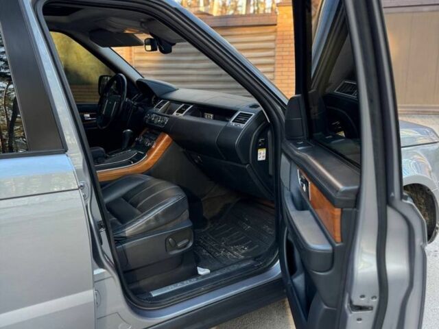 Сірий Ленд Ровер Range Rover Sport, об'ємом двигуна 5 л та пробігом 240 тис. км за 15500 $, фото 7 на Automoto.ua