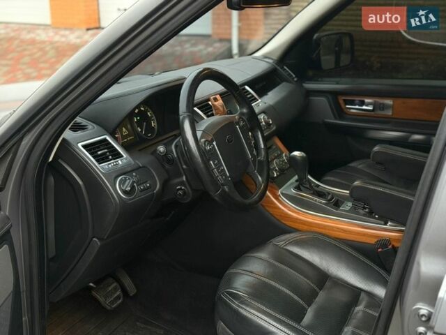 Сірий Ленд Ровер Range Rover Sport, об'ємом двигуна 0 л та пробігом 249 тис. км за 15500 $, фото 8 на Automoto.ua