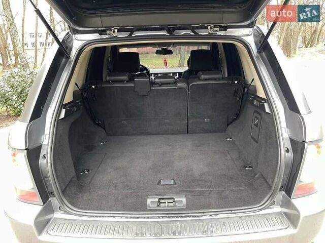 Серый Ленд Ровер Рендж Ровер Спорт, объемом двигателя 5 л и пробегом 227 тыс. км за 12999 $, фото 11 на Automoto.ua