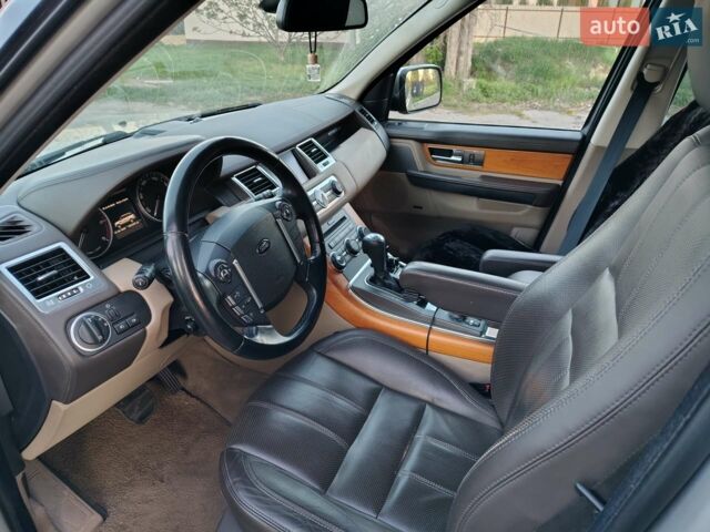 Сірий Ленд Ровер Range Rover Sport, об'ємом двигуна 2.99 л та пробігом 180 тис. км за 13000 $, фото 9 на Automoto.ua