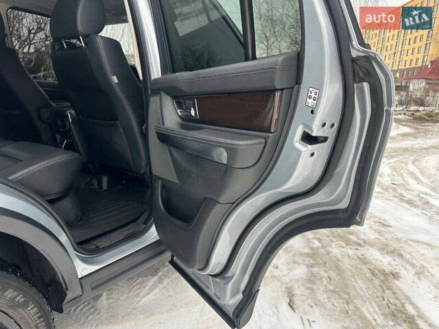Сірий Ленд Ровер Range Rover Sport, об'ємом двигуна 3 л та пробігом 286 тис. км за 16999 $, фото 16 на Automoto.ua