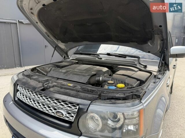 Серый Ленд Ровер Рендж Ровер Спорт, объемом двигателя 5 л и пробегом 231 тыс. км за 10850 $, фото 63 на Automoto.ua