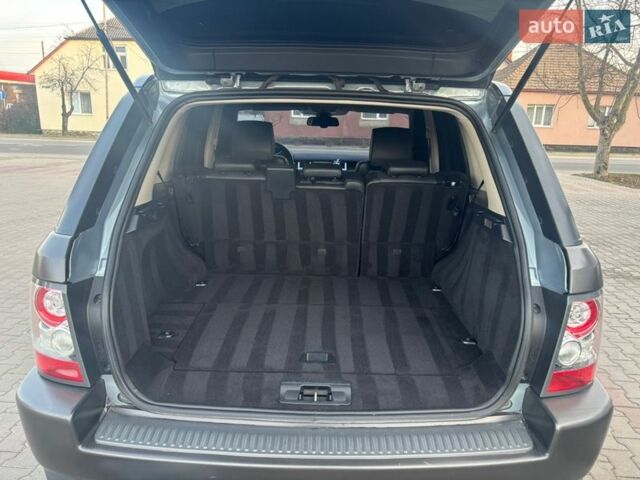 Серый Ленд Ровер Рендж Ровер Спорт, объемом двигателя 5 л и пробегом 159 тыс. км за 15000 $, фото 12 на Automoto.ua