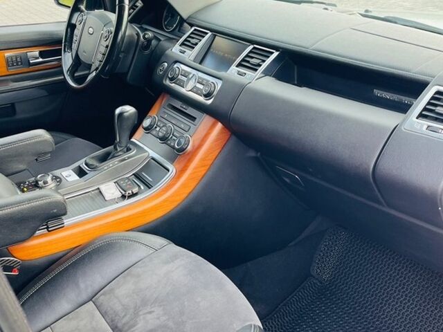 Серый Ленд Ровер Рендж Ровер Спорт, объемом двигателя 2.99 л и пробегом 265 тыс. км за 15999 $, фото 19 на Automoto.ua