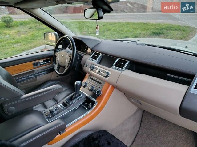 Сірий Ленд Ровер Range Rover Sport, об'ємом двигуна 2.99 л та пробігом 180 тис. км за 13000 $, фото 11 на Automoto.ua