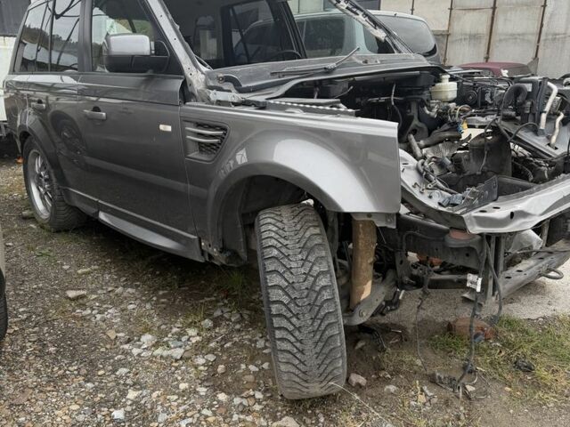 Сірий Ленд Ровер Range Rover Sport, об'ємом двигуна 3 л та пробігом 300 тис. км за 601 $, фото 2 на Automoto.ua
