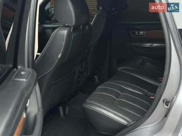 Серый Ленд Ровер Рендж Ровер Спорт, объемом двигателя 5 л и пробегом 227 тыс. км за 11500 $, фото 13 на Automoto.ua