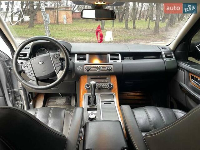 Серый Ленд Ровер Рендж Ровер Спорт, объемом двигателя 5 л и пробегом 227 тыс. км за 12999 $, фото 8 на Automoto.ua