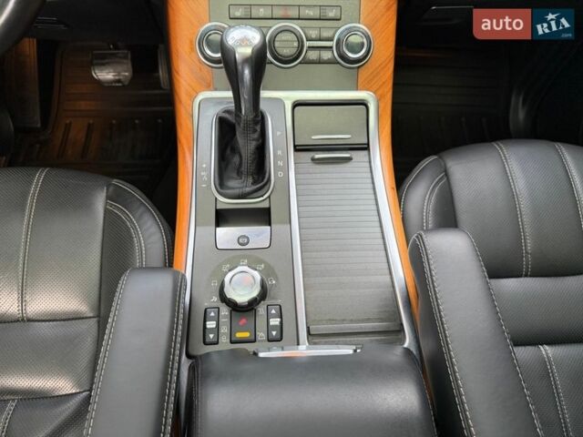Серый Ленд Ровер Рендж Ровер Спорт, объемом двигателя 5 л и пробегом 231 тыс. км за 10850 $, фото 46 на Automoto.ua