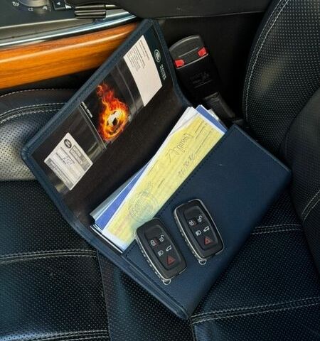 Сірий Ленд Ровер Range Rover Sport, об'ємом двигуна 5 л та пробігом 230 тис. км за 13999 $, фото 27 на Automoto.ua