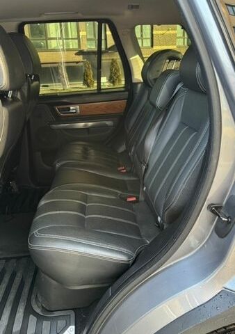 Сірий Ленд Ровер Range Rover Sport, об'ємом двигуна 5 л та пробігом 230 тис. км за 13999 $, фото 15 на Automoto.ua