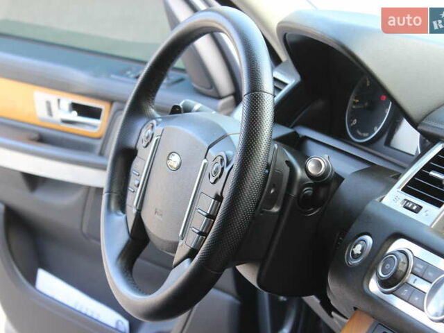 Сірий Ленд Ровер Range Rover Sport, об'ємом двигуна 3 л та пробігом 199 тис. км за 16999 $, фото 21 на Automoto.ua