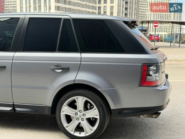 Серый Ленд Ровер Рендж Ровер Спорт, объемом двигателя 5 л и пробегом 231 тыс. км за 10850 $, фото 13 на Automoto.ua