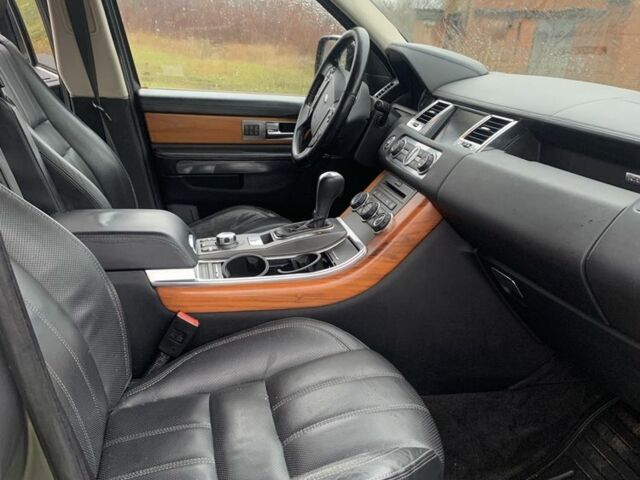 Серый Ленд Ровер Рендж Ровер Спорт, объемом двигателя 3 л и пробегом 300 тыс. км за 3470 $, фото 6 на Automoto.ua