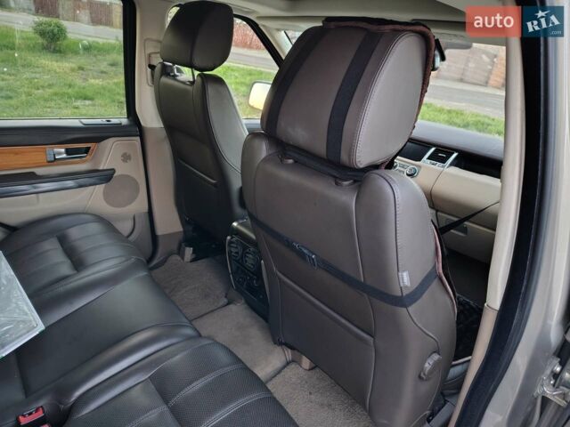 Сірий Ленд Ровер Range Rover Sport, об'ємом двигуна 2.99 л та пробігом 180 тис. км за 13000 $, фото 8 на Automoto.ua