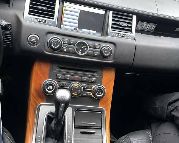 Серый Ленд Ровер Рендж Ровер Спорт, объемом двигателя 5 л и пробегом 227 тыс. км за 12999 $, фото 10 на Automoto.ua