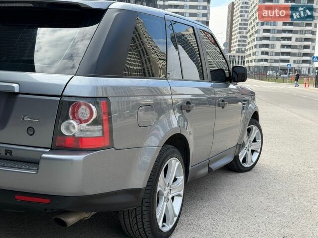 Серый Ленд Ровер Рендж Ровер Спорт, объемом двигателя 5 л и пробегом 231 тыс. км за 10850 $, фото 10 на Automoto.ua