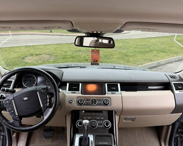 Серый Ленд Ровер Рендж Ровер Спорт, объемом двигателя 5 л и пробегом 160 тыс. км за 15999 $, фото 9 на Automoto.ua