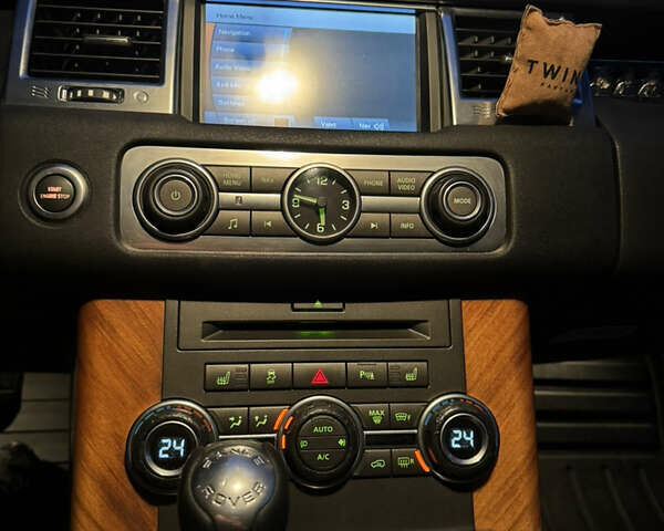 Сірий Ленд Ровер Range Rover Sport, об'ємом двигуна 5 л та пробігом 229 тис. км за 14800 $, фото 25 на Automoto.ua