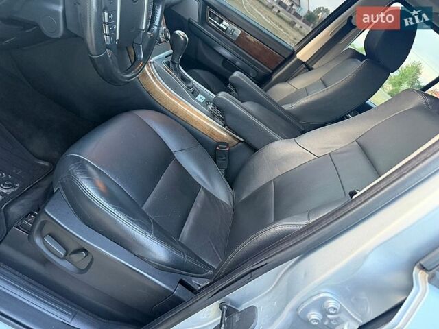 Серый Ленд Ровер Рендж Ровер Спорт, объемом двигателя 3 л и пробегом 290 тыс. км за 16900 $, фото 21 на Automoto.ua