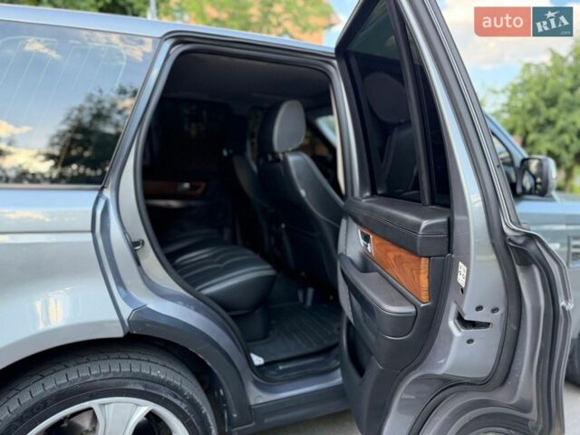 Сірий Ленд Ровер Range Rover Sport, об'ємом двигуна 5 л та пробігом 232 тис. км за 9600 $, фото 34 на Automoto.ua