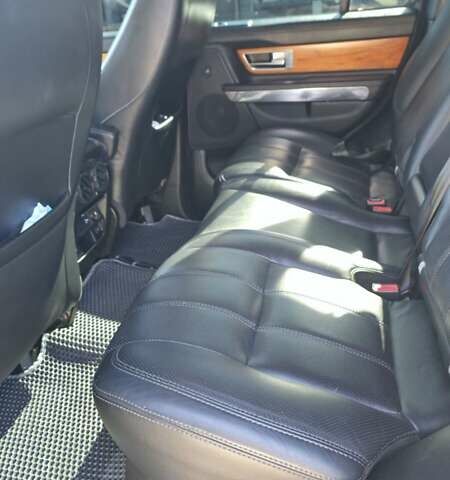 Сірий Ленд Ровер Range Rover Sport, об'ємом двигуна 0 л та пробігом 185 тис. км за 18500 $, фото 14 на Automoto.ua