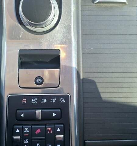 Сірий Ленд Ровер Range Rover Sport, об'ємом двигуна 0 л та пробігом 185 тис. км за 18500 $, фото 7 на Automoto.ua