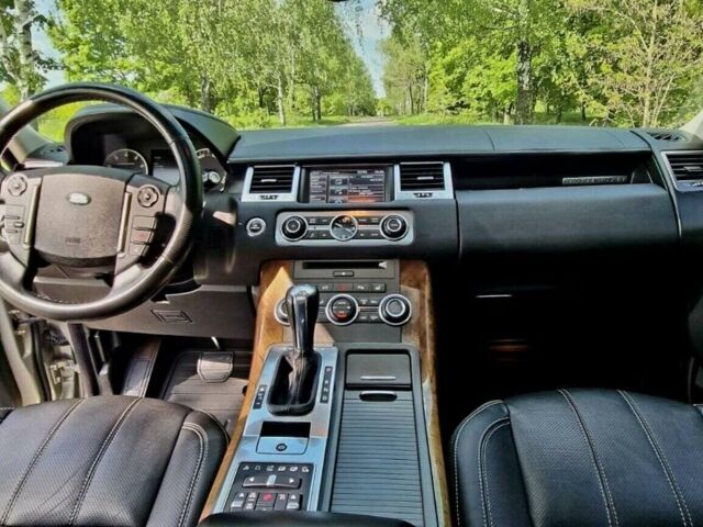 Сірий Ленд Ровер Range Rover Sport, об'ємом двигуна 5 л та пробігом 148 тис. км за 17000 $, фото 22 на Automoto.ua