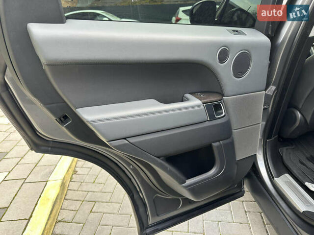 Серый Ленд Ровер Рендж Ровер Спорт, объемом двигателя 5 л и пробегом 208 тыс. км за 30000 $, фото 21 на Automoto.ua