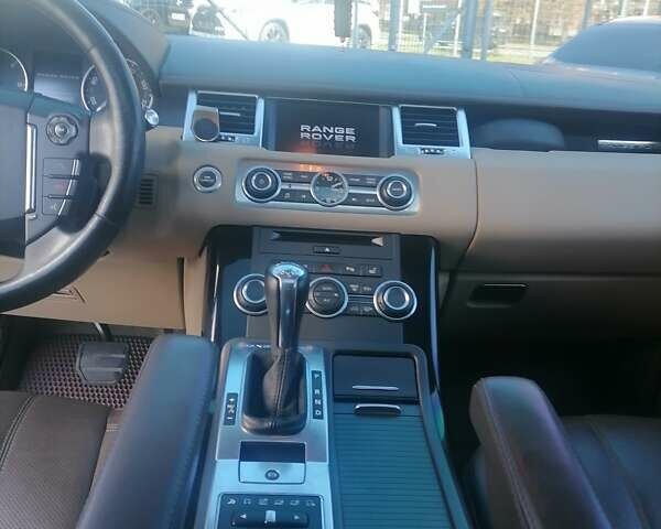 Серый Ленд Ровер Рендж Ровер Спорт, объемом двигателя 3 л и пробегом 160 тыс. км за 18500 $, фото 13 на Automoto.ua