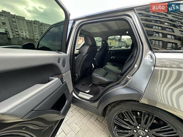 Серый Ленд Ровер Рендж Ровер Спорт, объемом двигателя 5 л и пробегом 208 тыс. км за 30000 $, фото 22 на Automoto.ua